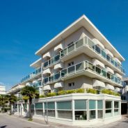 hotel due stelle a Riccione